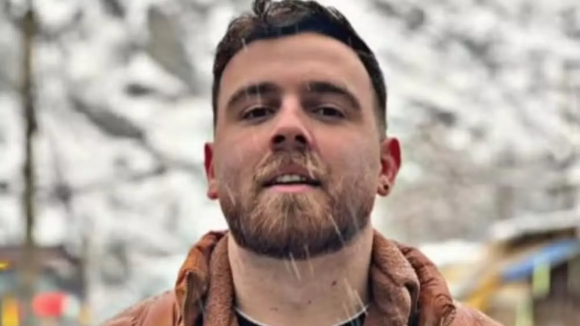 quem-e-erfan-soltani,-jovem-que-pode-ser-enforcado-no-ira-nesta-quarta