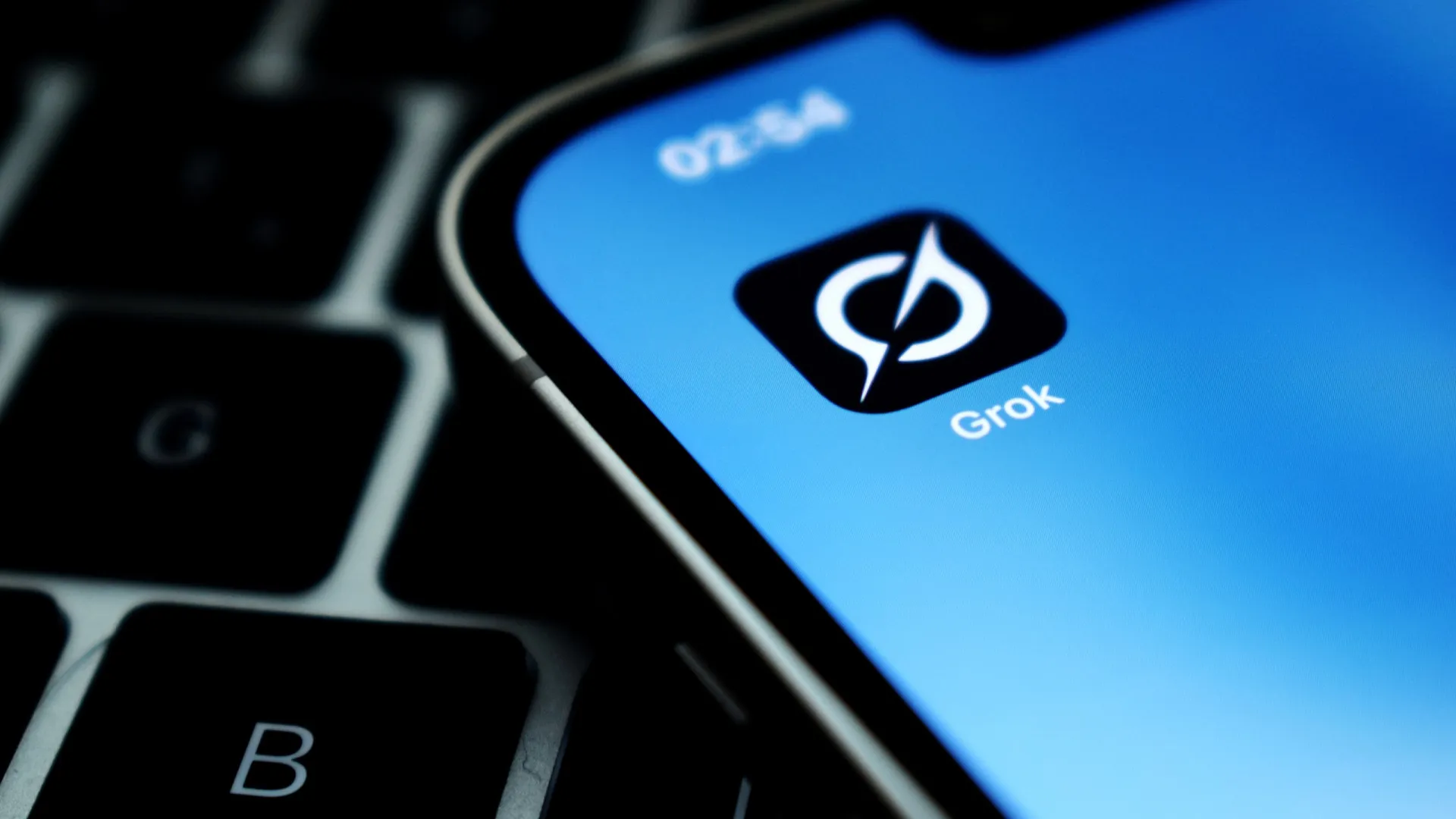 ia:-imagens-geradas-pela-grok-violam-protecao-de-dados;-idec-denuncia