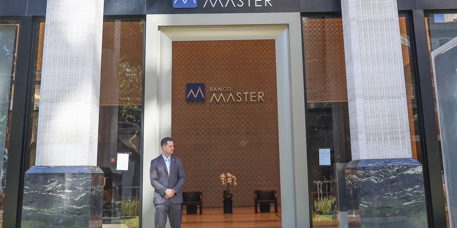 entenda-as-liquidacoes-do-banco-master-e-da-reag