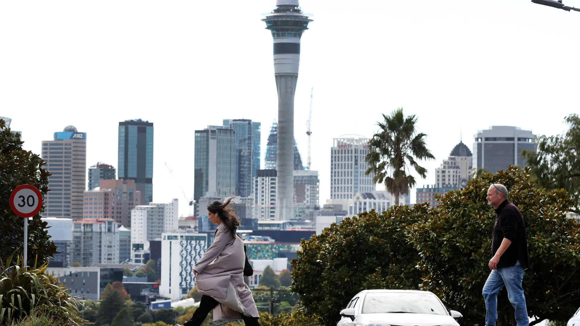 cidades-famosas-que-todo-mundo-acha-que-sao-capitais,-mas-nao-sao