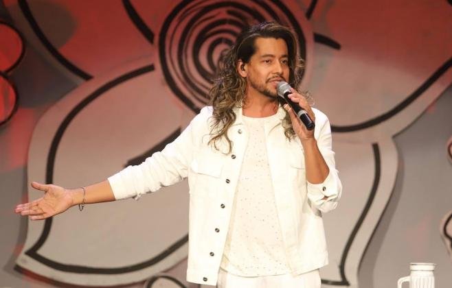 rodrigo-pontes-se-apresenta-no-sesc-verao-de-rio-das-ostras-neste-domingo