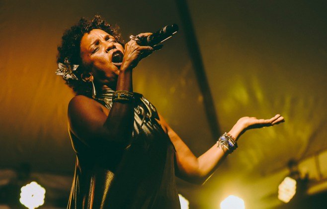 carnajazz-movimenta-rio-das-ostras-com-programacao-familiar-e-valorizacao-de-artistas-locais