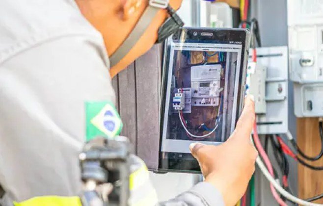 medidores-inteligentes-de-energia:-distribuidoras-devem-modernizar-2%-da-rede-ao-ano-a-partir-de-2026