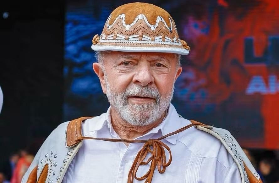 desfile-em-homenagem-a-lula:-pt-do-rio-publica-cartilha-para-filiados-que-veta-roupas-com-’13’-e-posts-usando-#lula2026