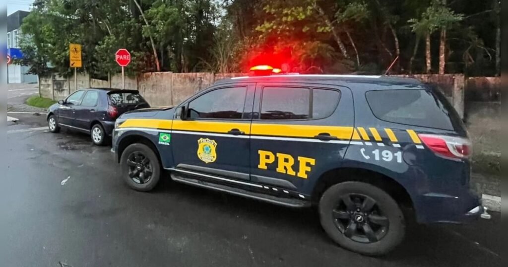 casal-flagra-o-proprio-carro-furtado-e-aciona-policia-para-prender-suspeito-no-pr