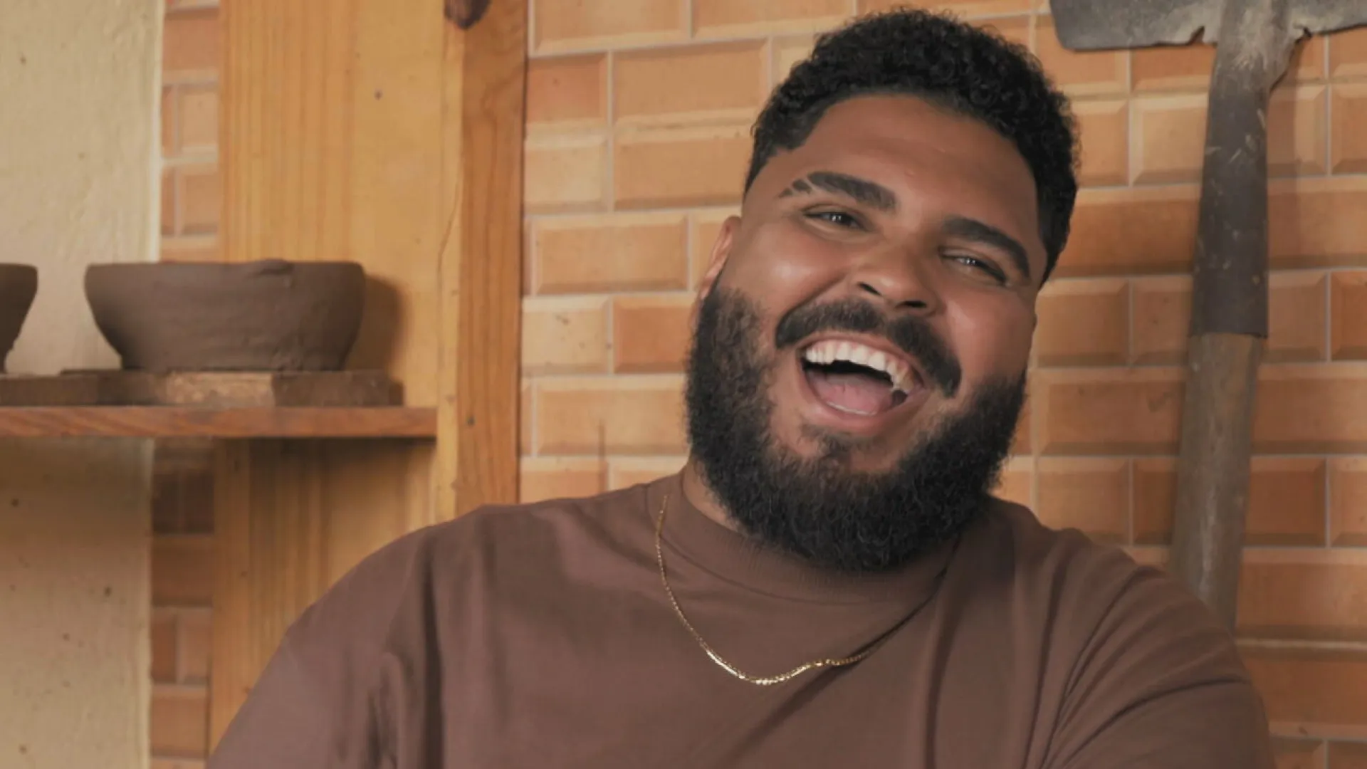 ‘meu-pai-esta-felizao-comigo’,-diz-paulo-vieira-sobre-viver-lula-no-desfile-da-academicos-de-niteroi