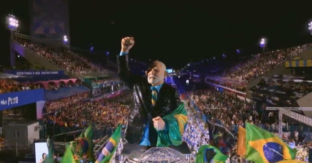 homenagem-a-lula-na-sapucai-divide-opinioes