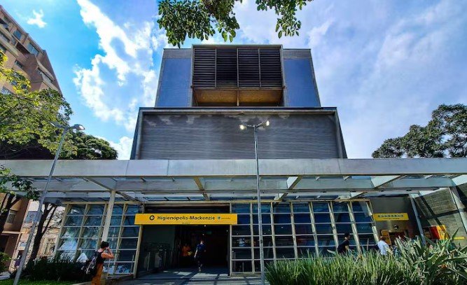 medico-e-advogado-sao-esfaqueados-na-rua-da-consolacao;-vitimas-nao-descartam-homofobia