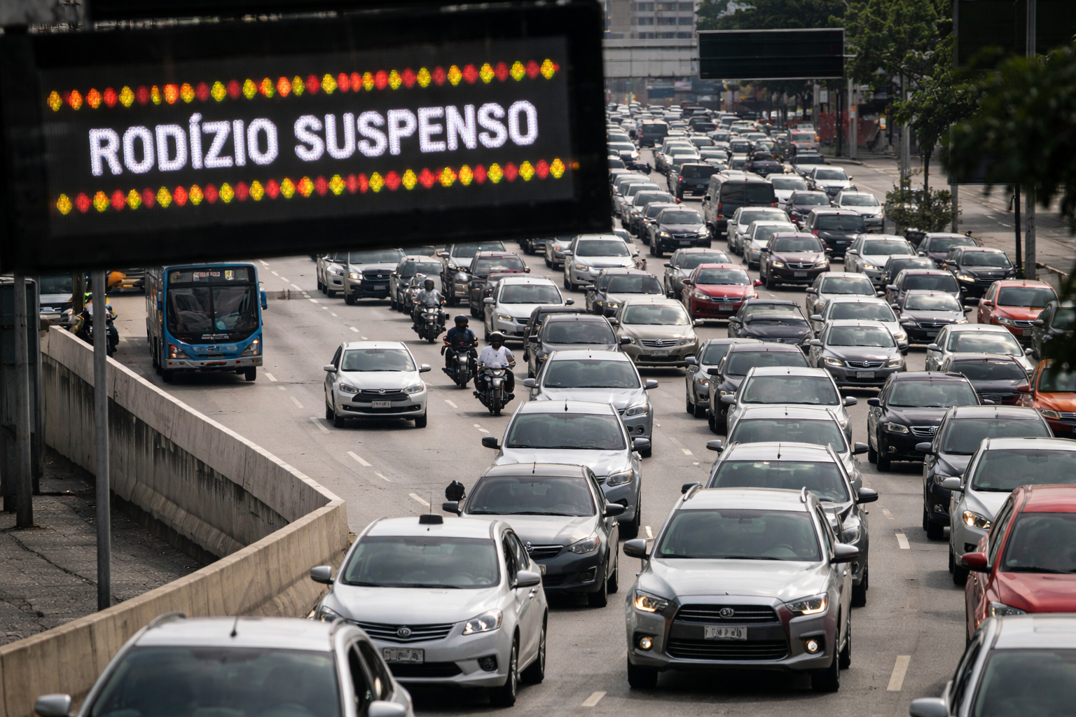 rodizio-de-carros-permanece-suspenso-em-sao-paulo-nesta-quarta-feira-(18)-e-retorna-na-quinta-(19)