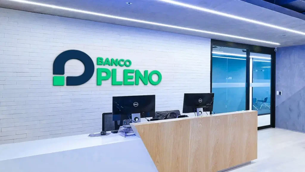 banco-central-decreta-liquidacao-do-pleno