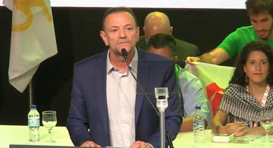 presidente-do-pt-admite-dificuldade-do-partido-em-dialogar-com-a-sociedade-brasileira