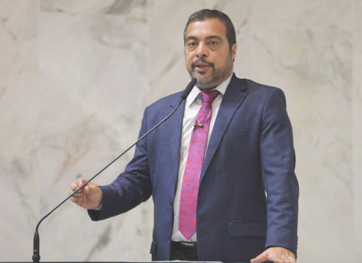 luiz-claudio-marcolino:-trajetoria,-atuacao-sindical-e-presenca-no-parlamento-paulista