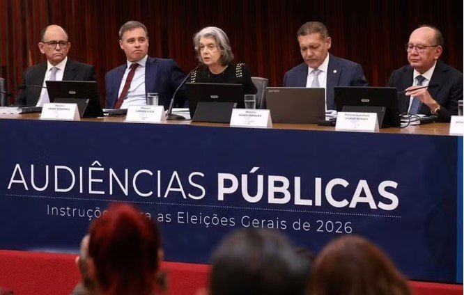 tse-proibe-disseminacao-de-conteudo-feito-por-ia-72-horas-antes-do-pleito-e-fixa-diretrizes-para-propaganda