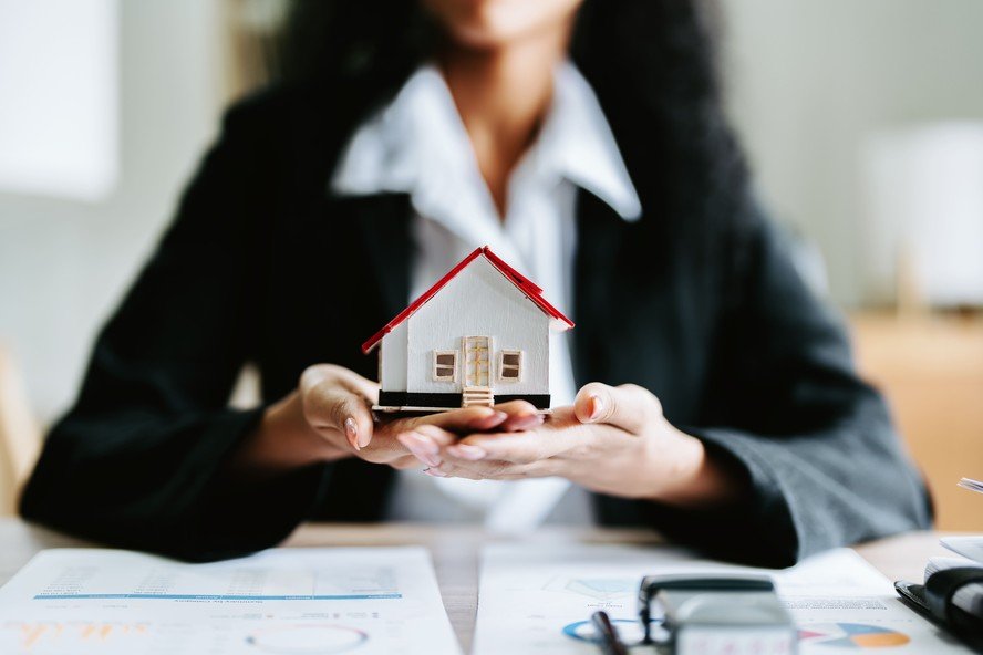 pesquisa-mostra-avanco-feminino-no-mercado-imobiliario