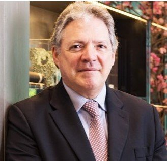 supersalarios-e-penduricalhos-no-servico-publico-desafiam-limite-constitucional,-avalia-especialista