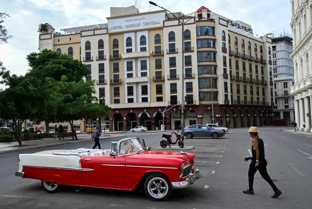 trump-da-ultimato-a-lider-de-cuba-e-exige-o-imediato-abandono-do-poder-executivo-em-havana