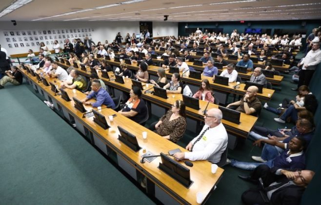 nova-politica-de-cnh-amplia-acesso-e-reduz-custos,-diz-secretario