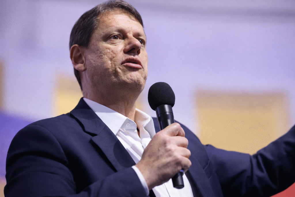 governo-de-sp-propoe-reajuste-de-10%-para-policiais-e-mudancas-no-plano-de-carreira