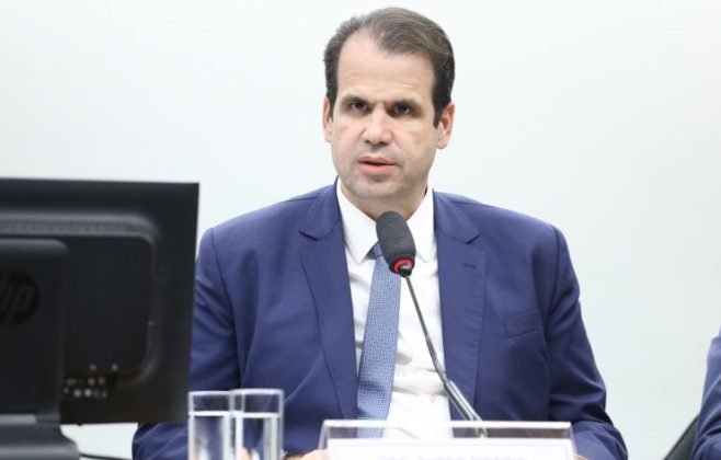 especialistas-defendem-formacao-de-motoristas-com-foco-em-comportamento-e-risco