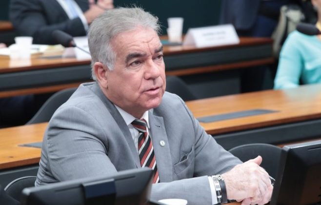 projeto-preve-inclusao-de-cacau-e-derivados-na-merenda-escolar