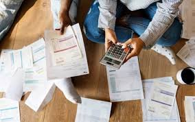 superendividamento-avanca-no-brasil-e-nova-lei-e-acusada-de-agravar-vulnerabilidade-financeira-dos-mais-pobres