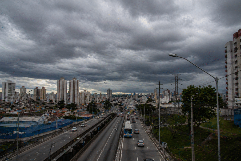 previsao-do-tempo-indica-instabilidade-e-chance-de-chuva-nesta-terca-feira-em-sp