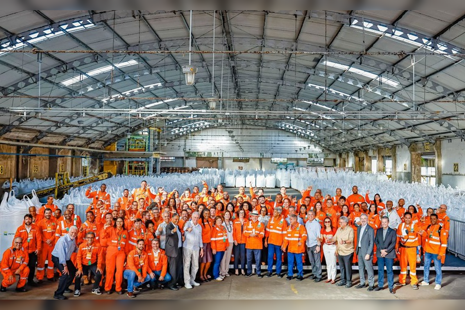 lula-visita-fabrica-de-fertilizantes-na-bahia-e-defende-retomada-da-producao-nacional