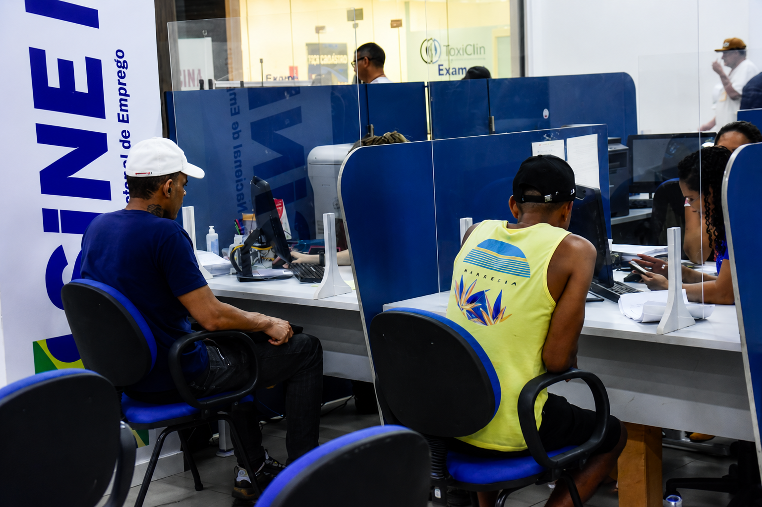 sine-mt-anuncia-mais-de-2,2-mil-vagas-de-emprego-na-semana