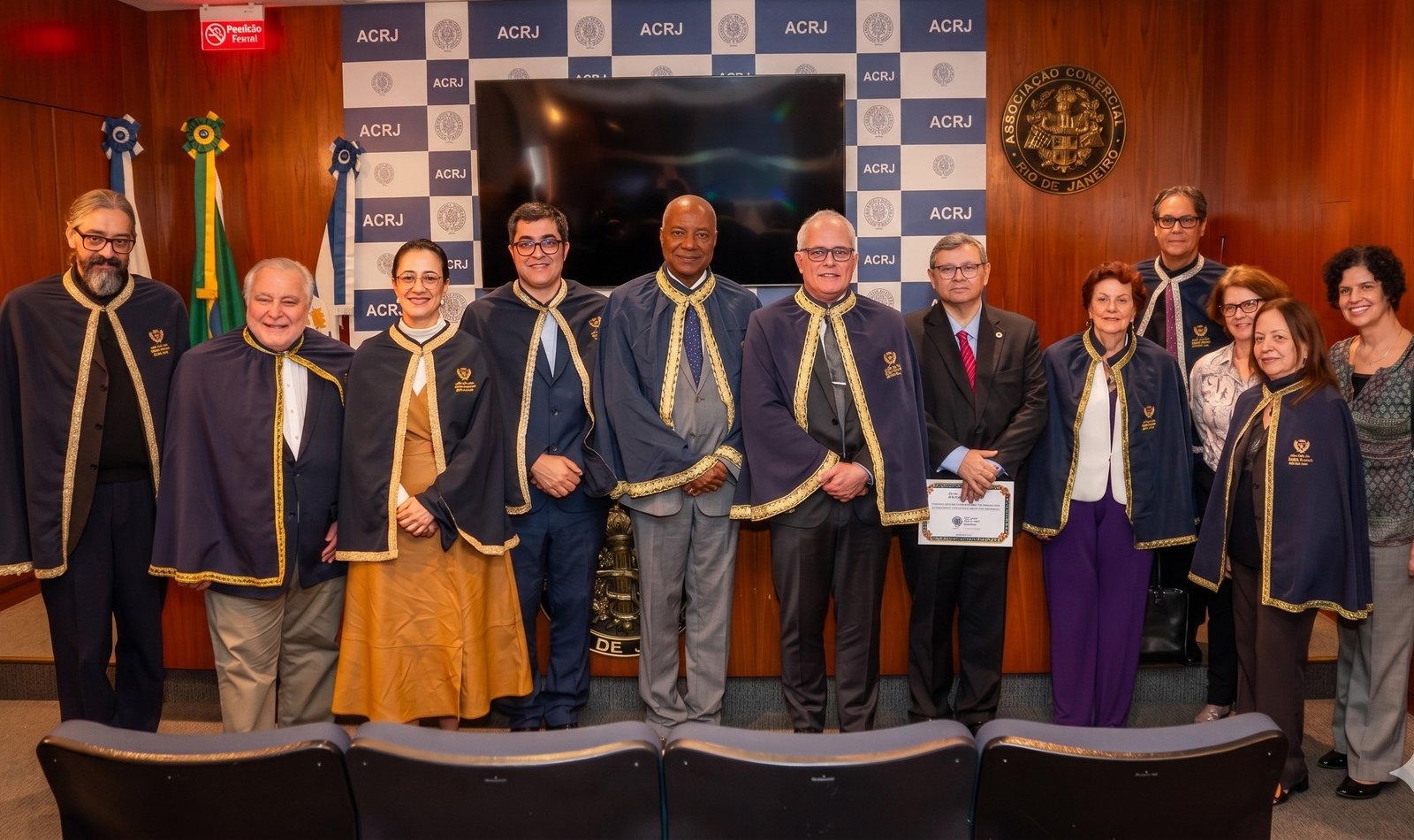 academia-nacional-de-economia-realiza-cerimonia-de-posse-da-presidencia-e-diretoria-da-gestao-2026–2030