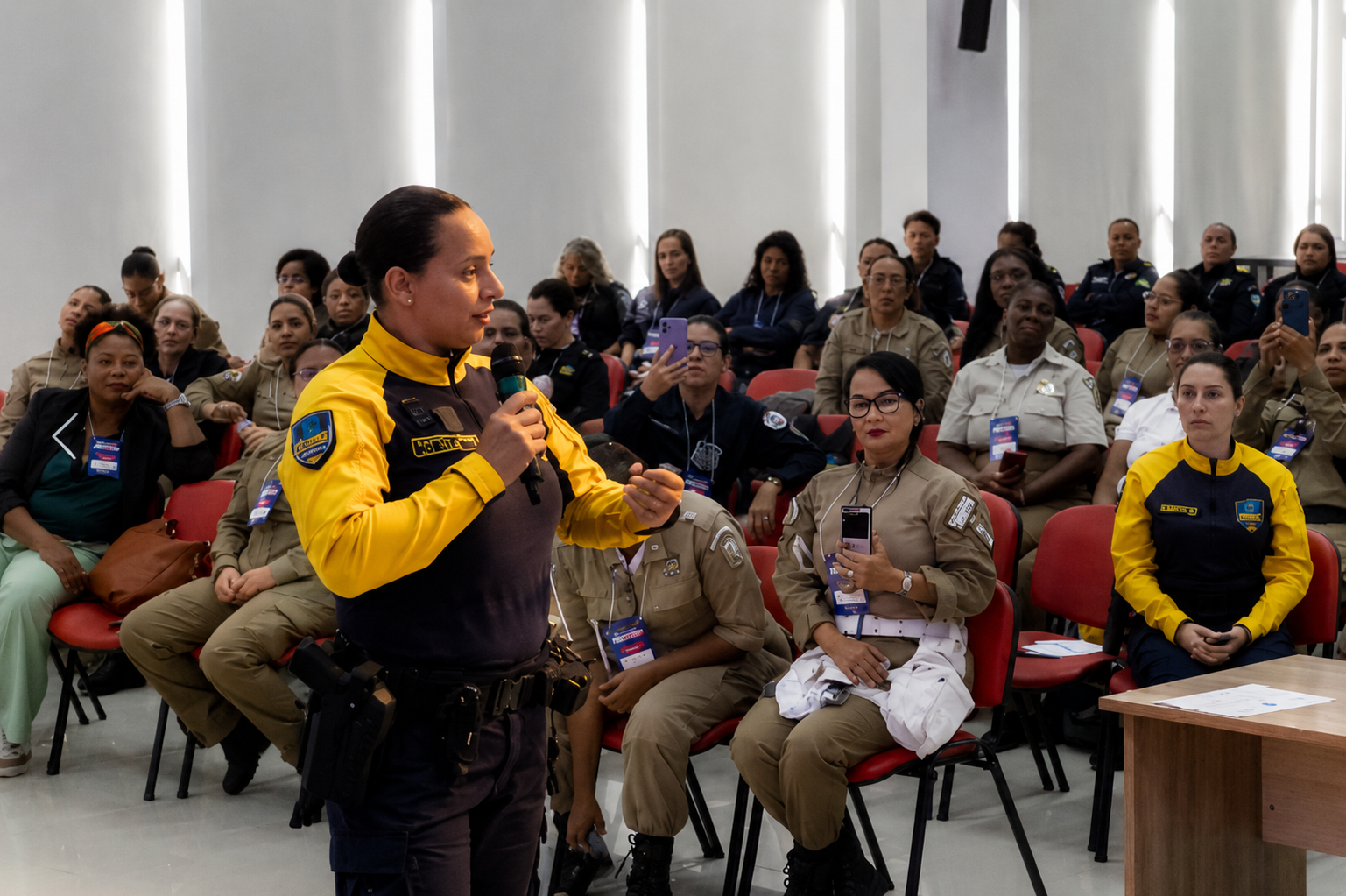 semana-de-seguranca-publica-de-macae-reune-guardas-femininas-de-32-municipios