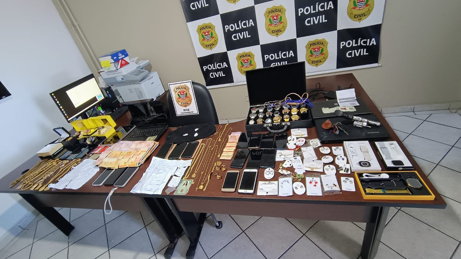 integrantes-de-faccao-com-atuacao-na-baixada-sao-presos-em-operacao-da-policia-civil