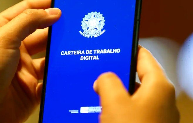 brasileiros-preferem-bons-salarios-e-estabilidade-do-que-home-office-e-jornada-reduzida,-aponta-cni