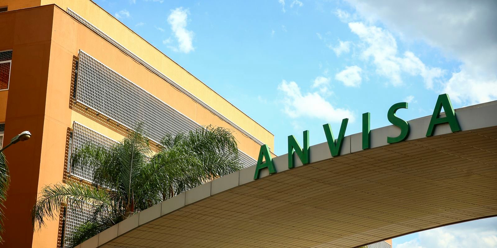 anvisa-proibe-plataforma-de-consulta-online-e-entrega-de-medicamento