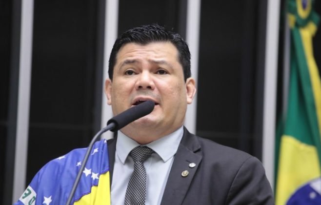 projeto-amplia-porte-de-arma-de-fogo-para-guardas-civis-municipais-e-vigilantes