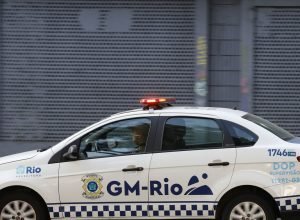camara-do-rio-aprova-uso-de-arma-de-fogo-por-guarda-municipal