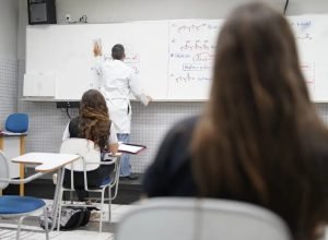 premio-jovem-cientista-recebe-inscricoes-ate-dia-31