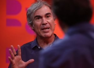 bruno-paes-manso-analisa-origem-e-futuro-das-milicias-no-dr-com-demori