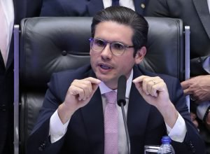 veja-os-principais-pontos-do-discurso-de-hugo-motta-na-reabertura-da-camara