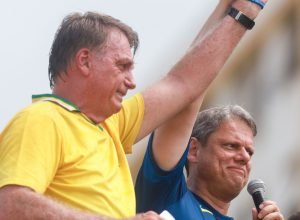 tarcisio-visita-bolsonaro-em-prisao-domiciliar
