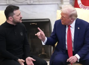 zelenski-critica-reuniao-de-trump-e-putin-sem-ucrania
