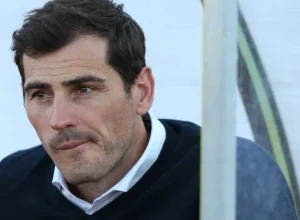 mulher-diz-que-teve-conversas-picantes-com-iker-casillas