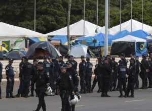 pgr-denuncia-casal-que-arrecadou-r$-1-milhao-para-acampamento-golpista