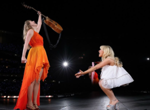 sabrina-carpenter-sobre-colaboracao-com-taylor-swift:-“estou-surtando”