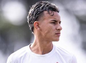 corinthians-ve-dupla-da-base-com-multa-baixa-e-pode-sofrer-mais-perdas