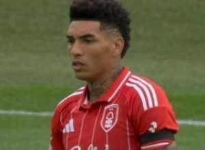 igor-jesus-tem-estreia-discreta-na-premier-league;-saiba-como-foi
