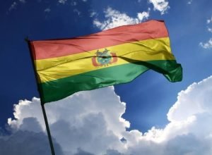 centrista-lidera-votacao-na-bolivia;-segundo-turno-e-provavel,-diz-tv-local