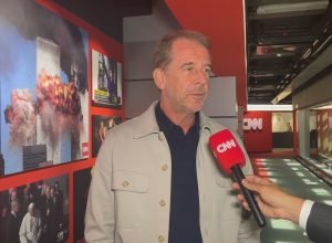 comercio-ilegal-e-grande-desafio-do-setor,-diz-presidente-da-ipiranga-a-cnn