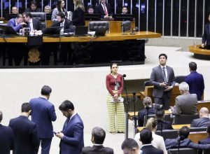 camara-aprova-projeto-contra-adultizacao-de-criancas-na-internet
