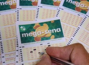 mega-sena-acumula-e-premio-principal-vai-para-r$-28-milhoes