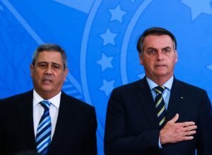 defesa-afirma-que-sms-de-braga-netto-nao-comprova-contato-com-bolsonaro